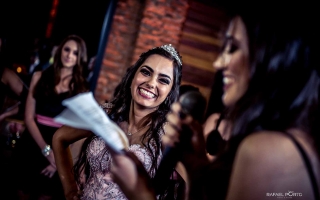 fotografo-londrina-15-anos-debutante-rafael-porto-buffet-emporio-guimarães-giovanna-rosa-58.jpg