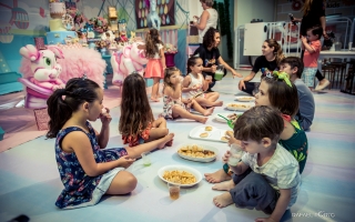 fotografo-para-aniversario-infantil-londrina-buffet-usina-kid-1-ano-maria-alice-rafael-porto29.jpg