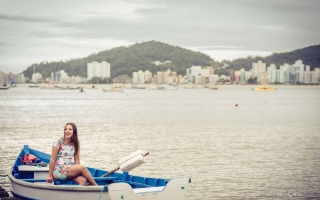 fotografo-para-ensaio-book-15-anos-debutante-sessao-de-foto-praia-rafael-porto-itapema-gabrielly-13.jpg